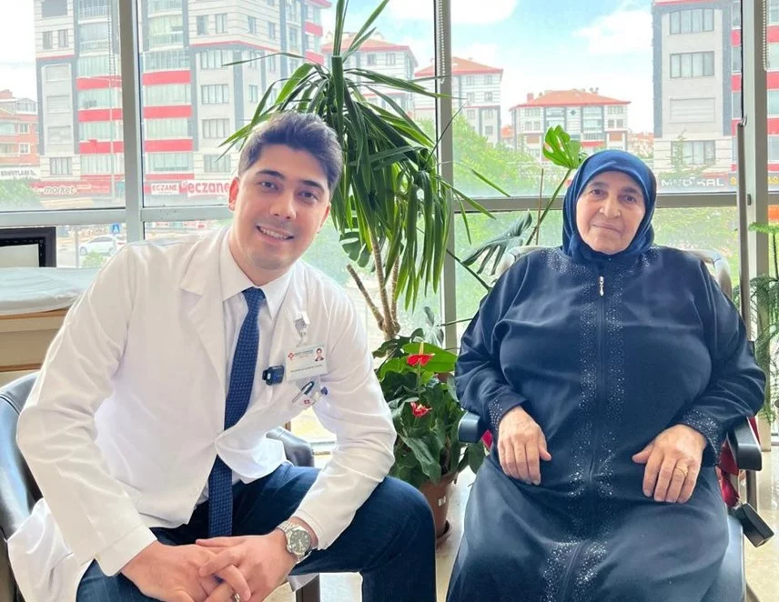 Konya Başkent Hastanesi'nde Yurt Dışından Gelen Hastalara Umut!